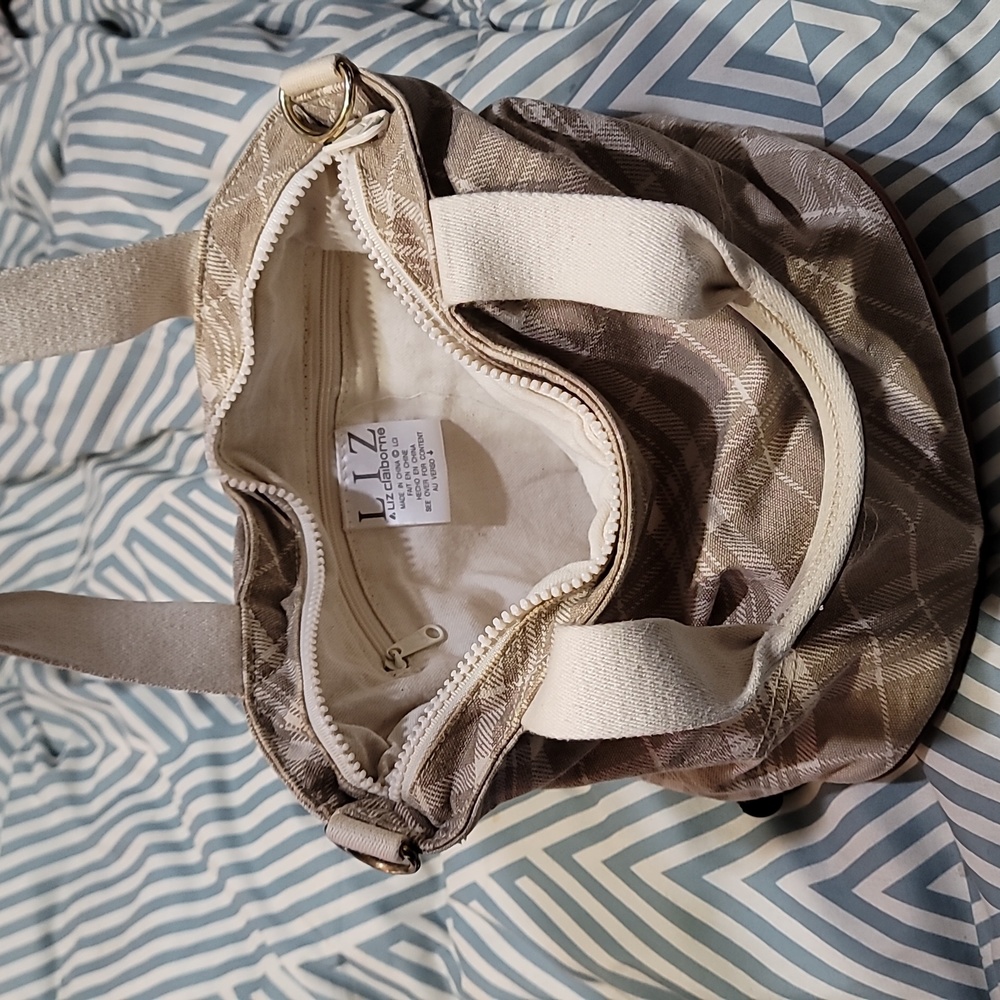 LIZ claiborne bucket bag